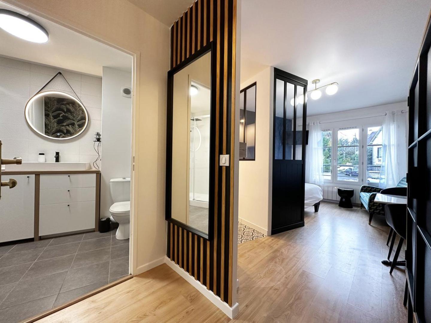 C Le 15 - Studio Cosy Avec Parking Chartres Exterior foto